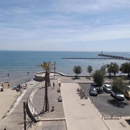 Beau Soleil 55 شقة